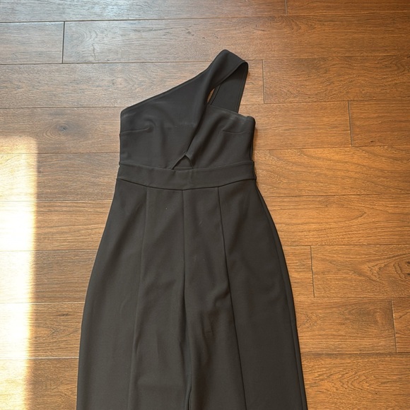 Abercrombie & Fitch Asymmetrical One-Shoulder Jumpsuit Size Medium Black‎ - Picture 2 of 9